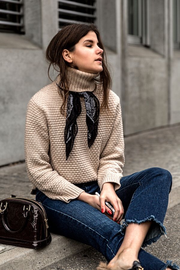 Le Fashion A Fresh Way To Wear A Neck Scarf In Winter   How To Wear Neck Scarf In Winter Textured Turtleneck Sweater Raw Hem Jeans Gucci Fur Lined Mule Flats The Fashion Fraction Le Fashion Blog 